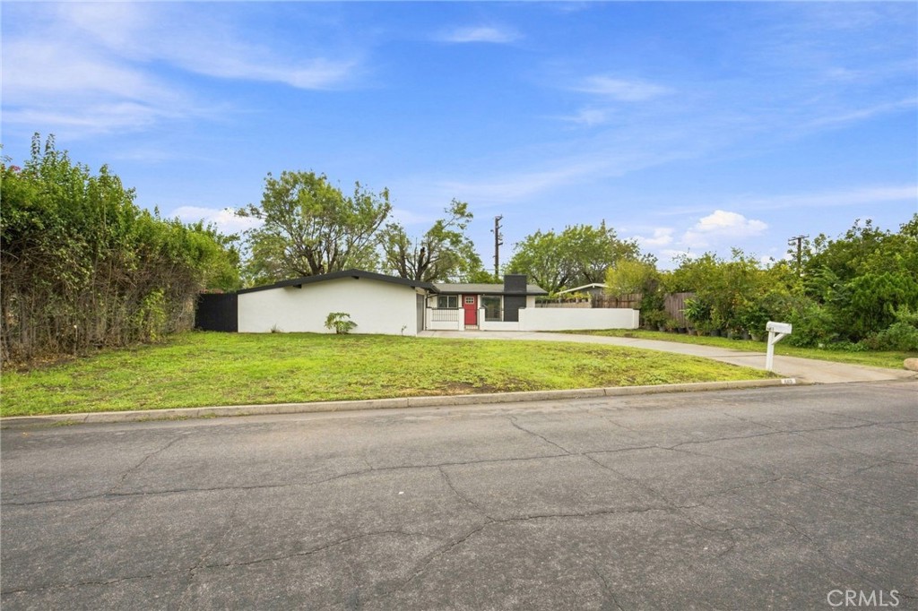 663 E Margarita Property Photo 40