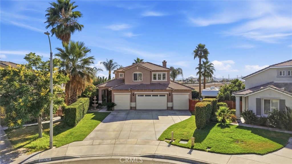 1198 Oasis Court Property Photo 3