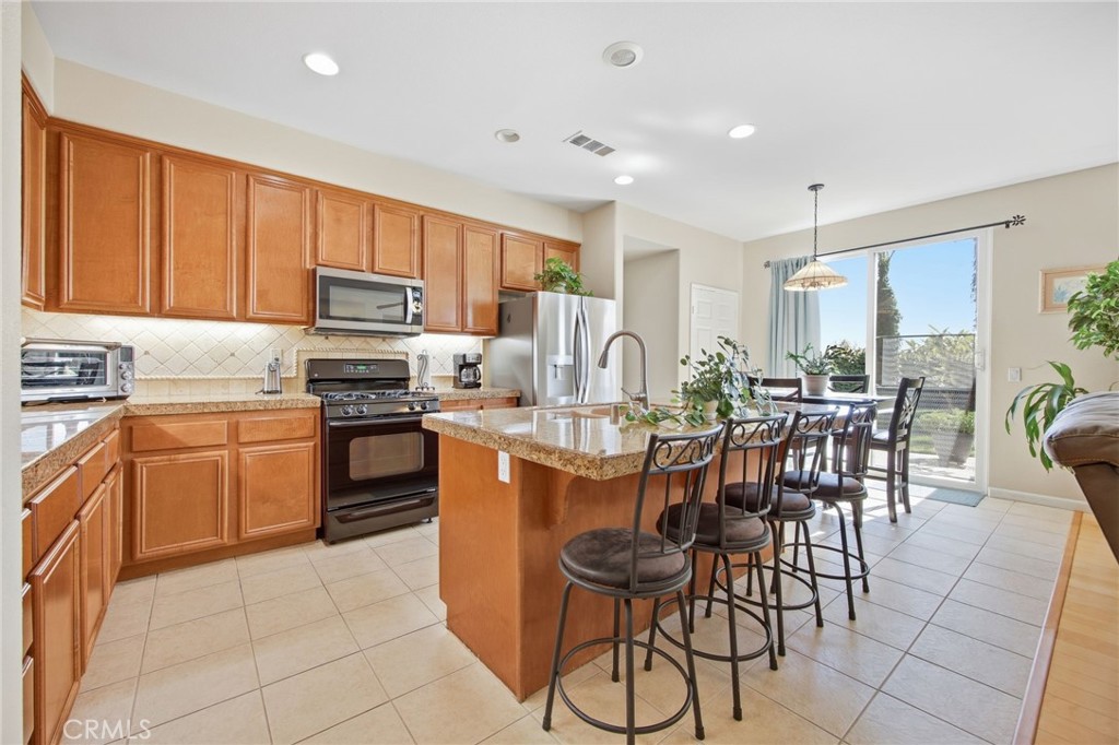1198 Oasis Court Property Photo 30
