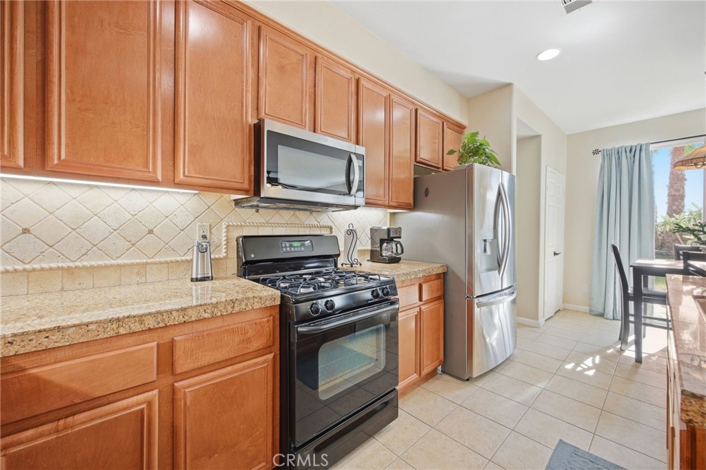 1198 Oasis Court Property Photo 31