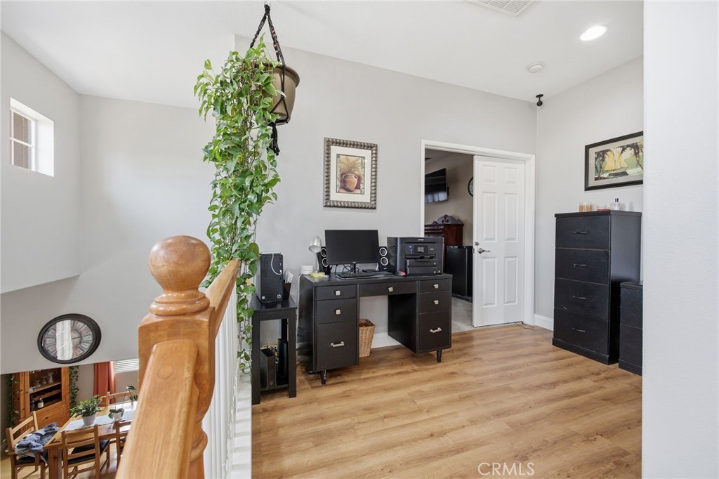 1198 Oasis Court Property Photo 41