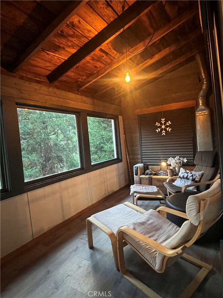 404 Mozumdar Property Photo 10