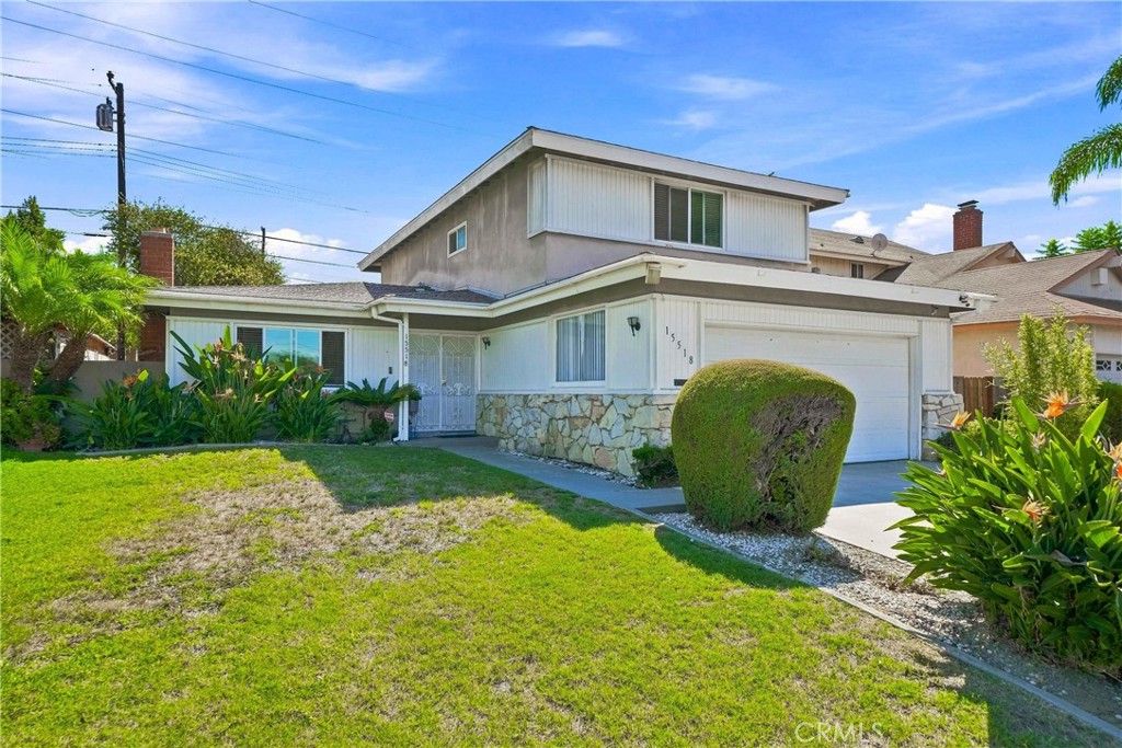 15518 S Stanford Property Photo 1