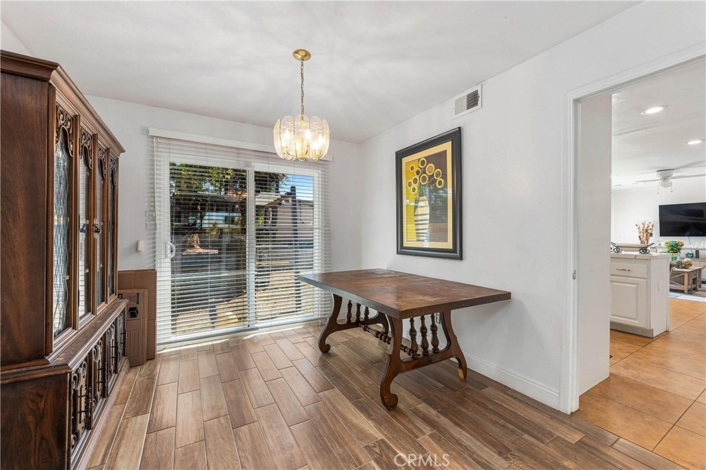 15518 S Stanford Property Photo 6