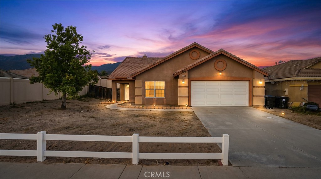 2720 Sunset Property Photo 1