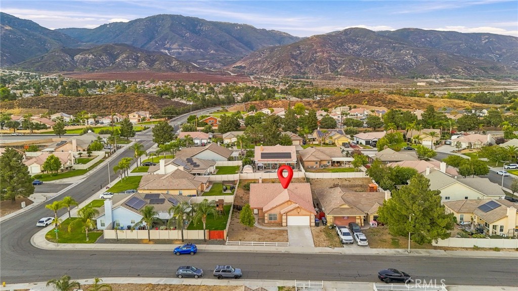 2720 Sunset Property Photo 3