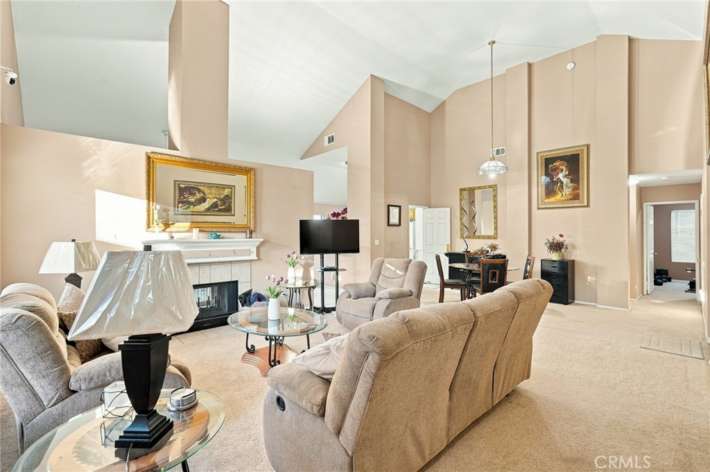 2720 Sunset Property Photo 6
