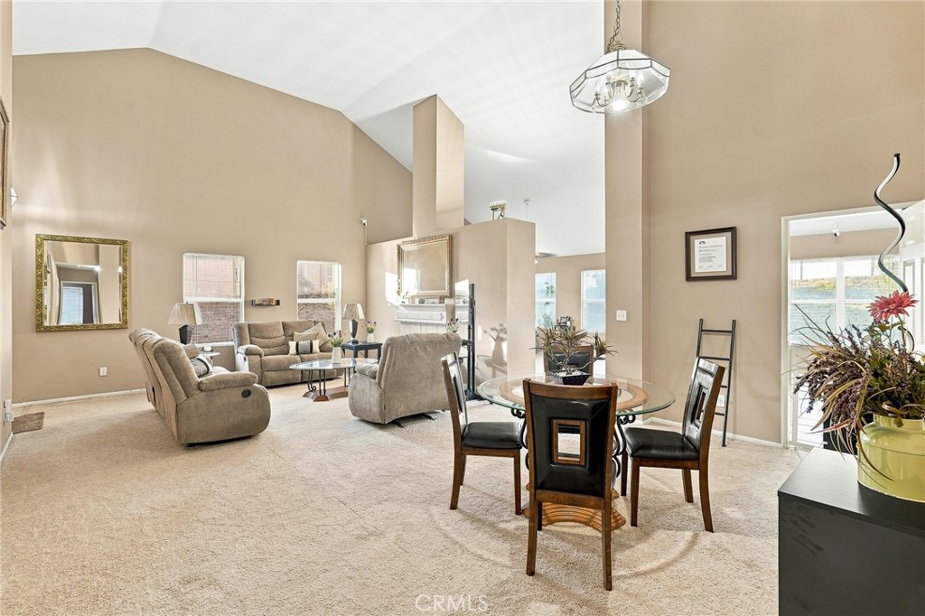 2720 Sunset Property Photo 7