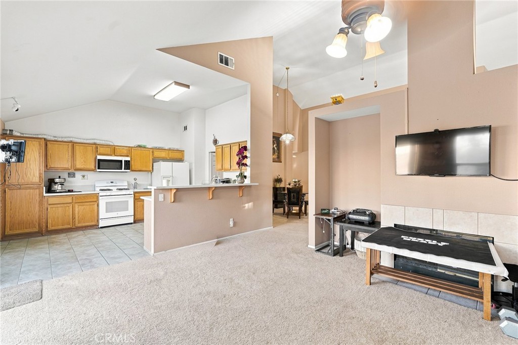 2720 Sunset Property Photo 8