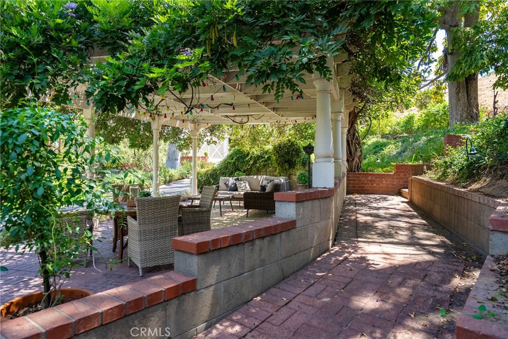 2812 Ivy Property Photo 7