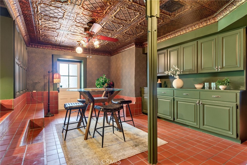 2812 Ivy Property Photo 44