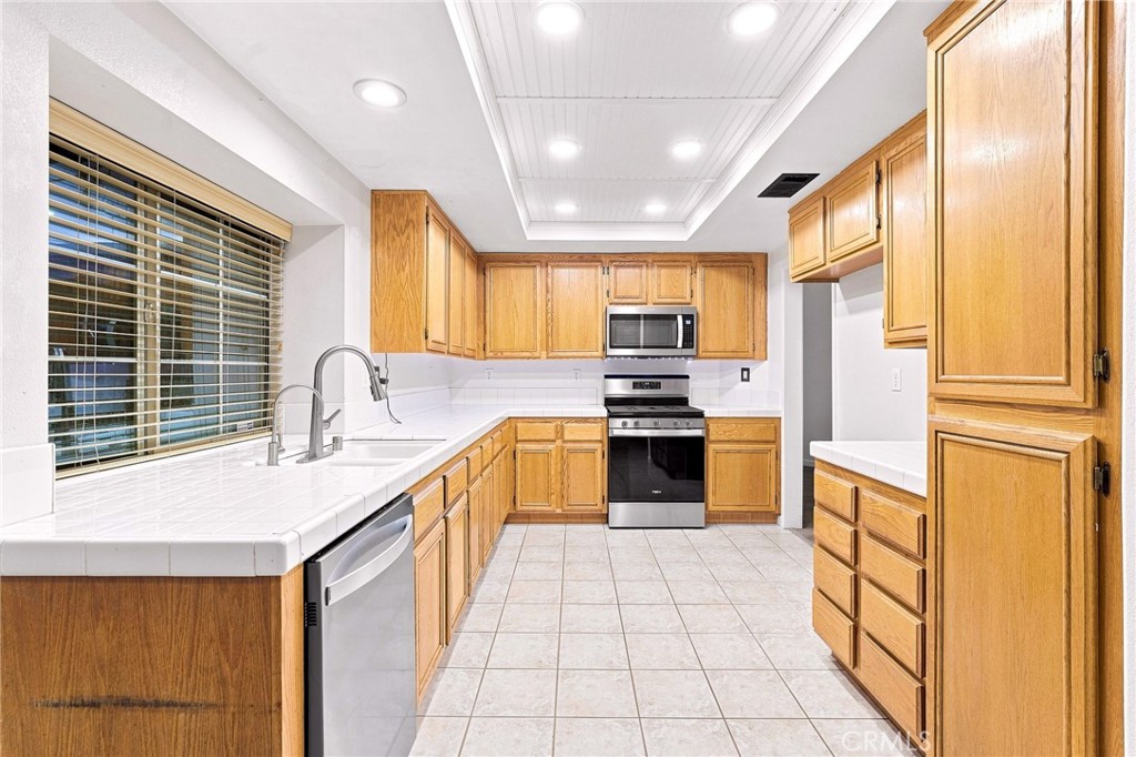 1481 Genoa Property Photo 10