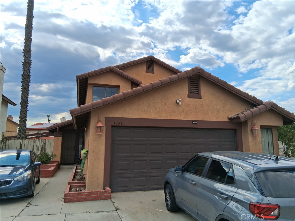 1796 Wilson Property Photo 3