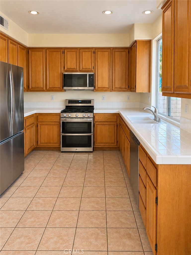 1209 Citrus Place Property Photo 4