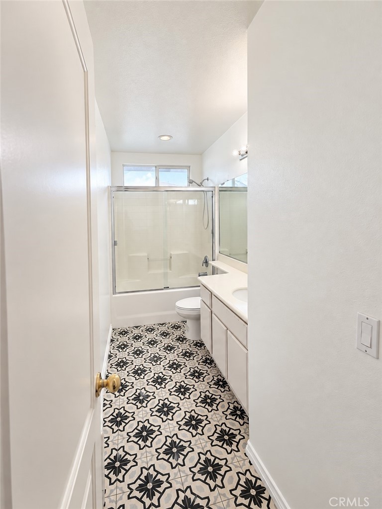1209 Citrus Place Property Photo 9