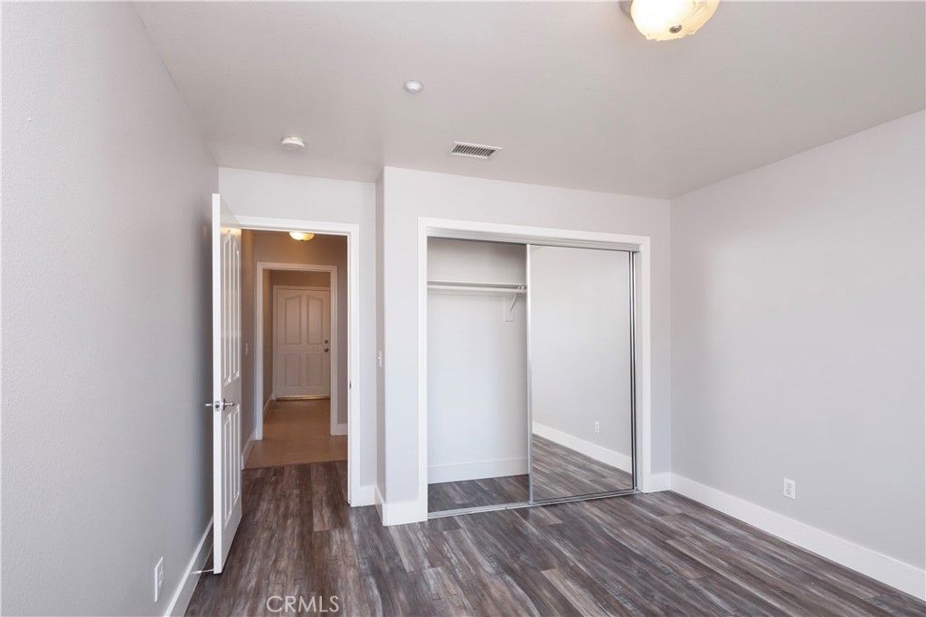 8715 Dufferin Property Photo 25