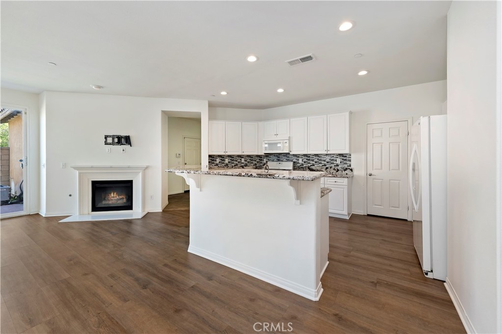 15834 Vienna Property Photo 10