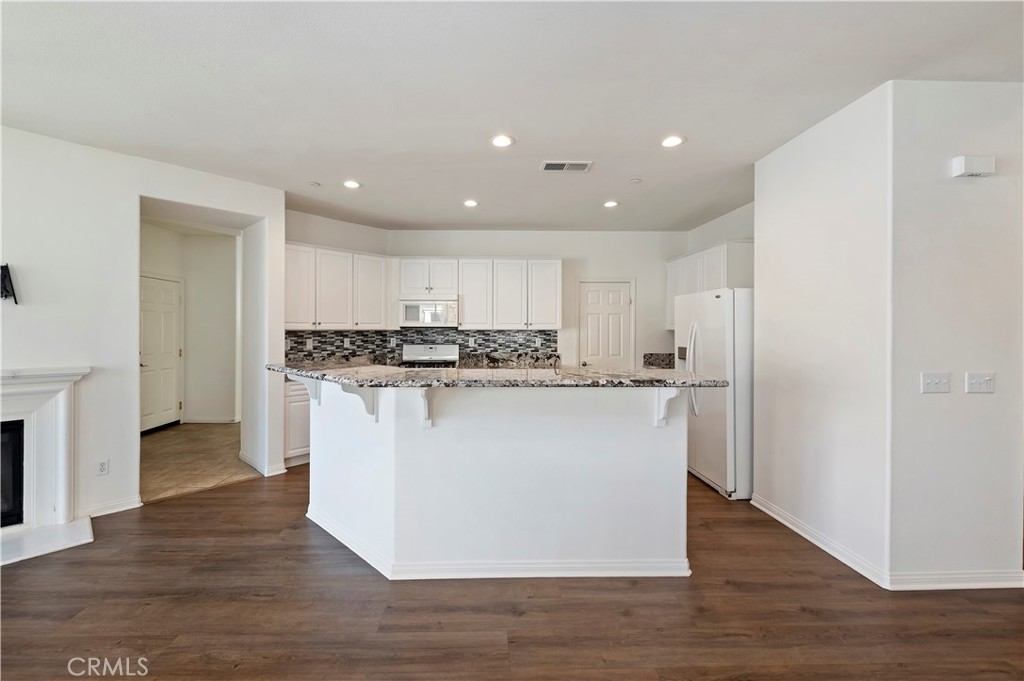 15834 Vienna Property Photo 11