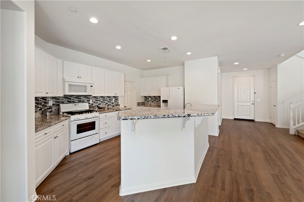 15834 Vienna Property Photo 13