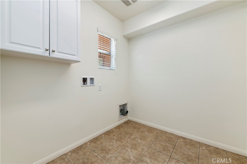 15834 Vienna Property Photo 18