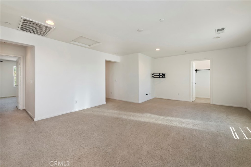 15834 Vienna Property Photo 20