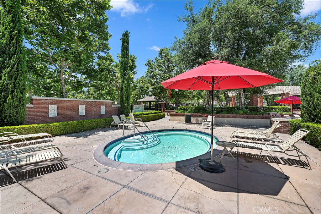 15834 Vienna Property Photo 39