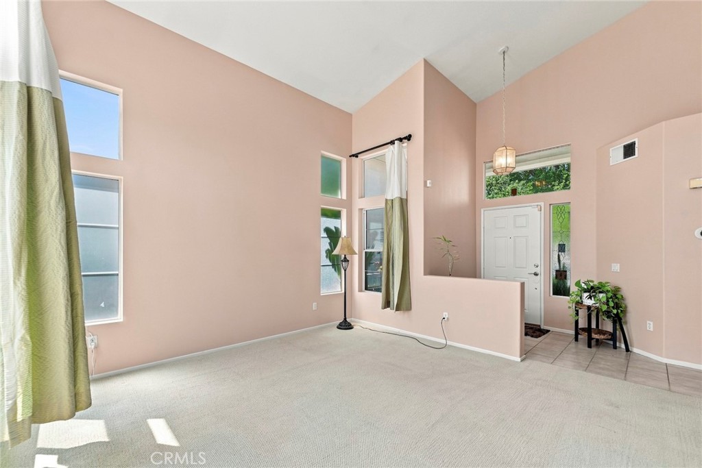 637 Avondale Property Photo 2