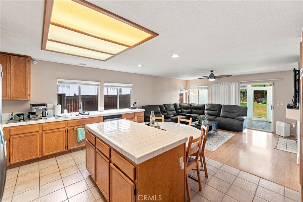 637 Avondale Property Photo 13