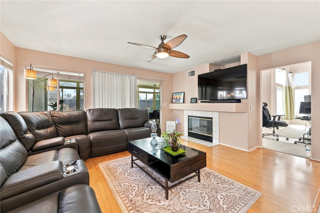 637 Avondale Property Photo 15