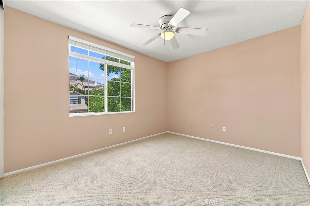 637 Avondale Property Photo 28