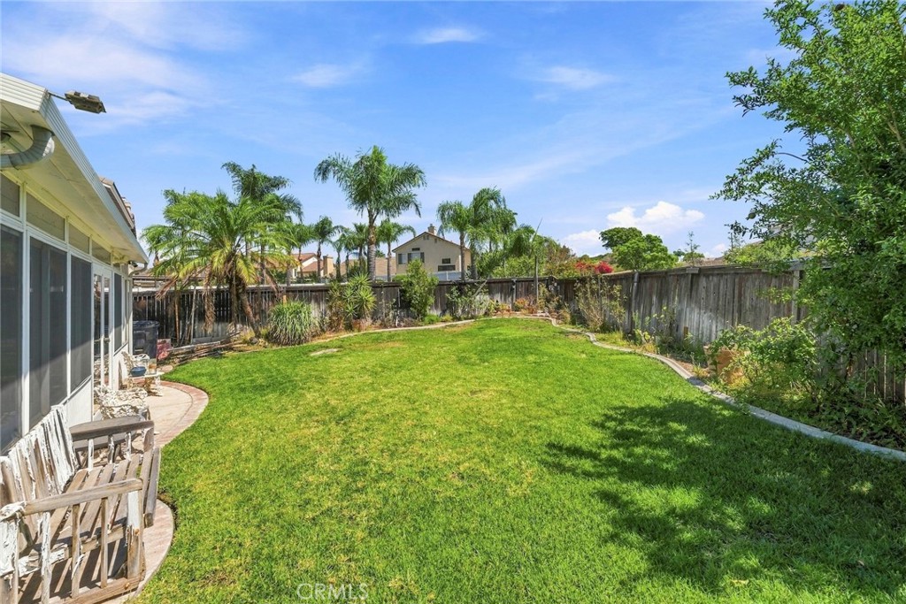 637 Avondale Property Photo 37