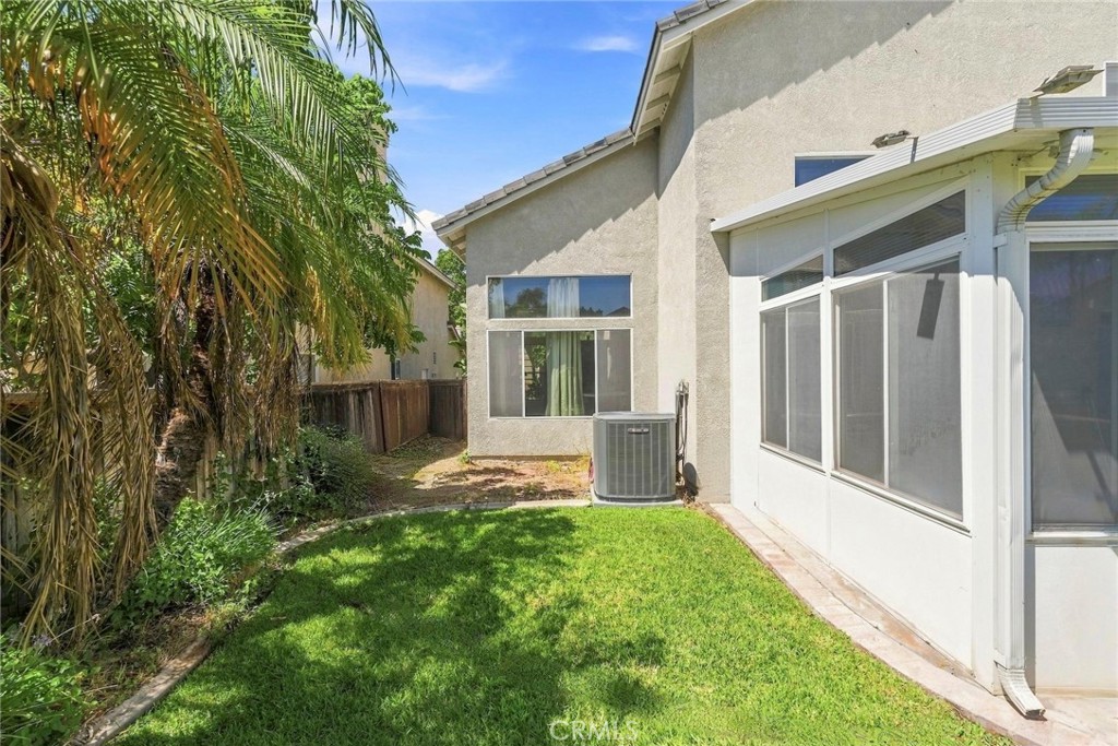 637 Avondale Property Photo 40