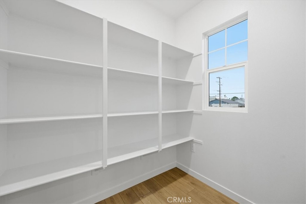 2520 Bombay Street Property Photo 6