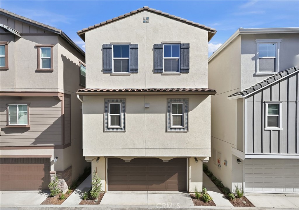2511 Bombay Street Property Photo 1