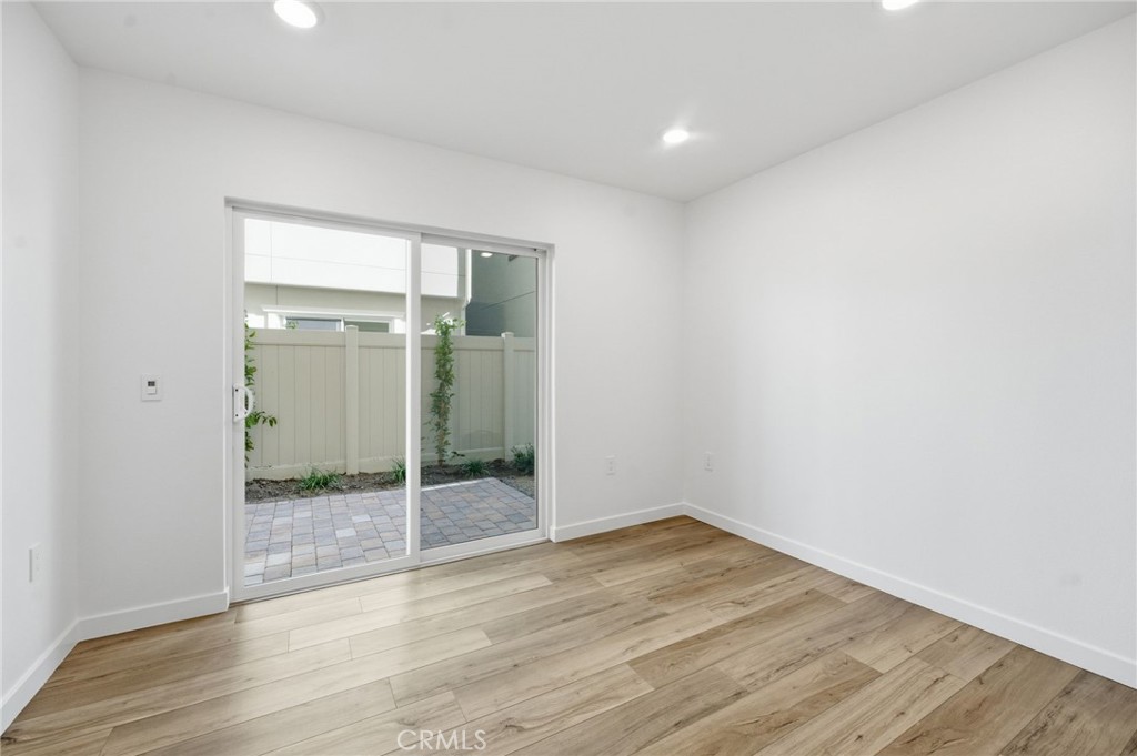 2511 Bombay Street Property Photo 2