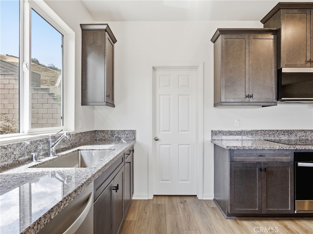 840 Sicily Property Photo 11