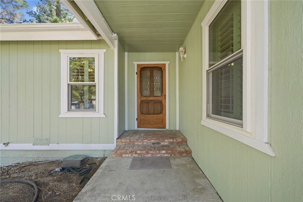 432 E Mountain View Boulevard Property Photo 5
