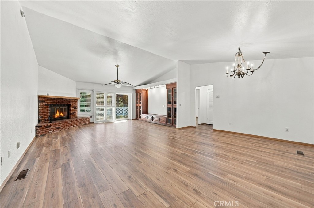 432 E Mountain View Boulevard Property Photo 7