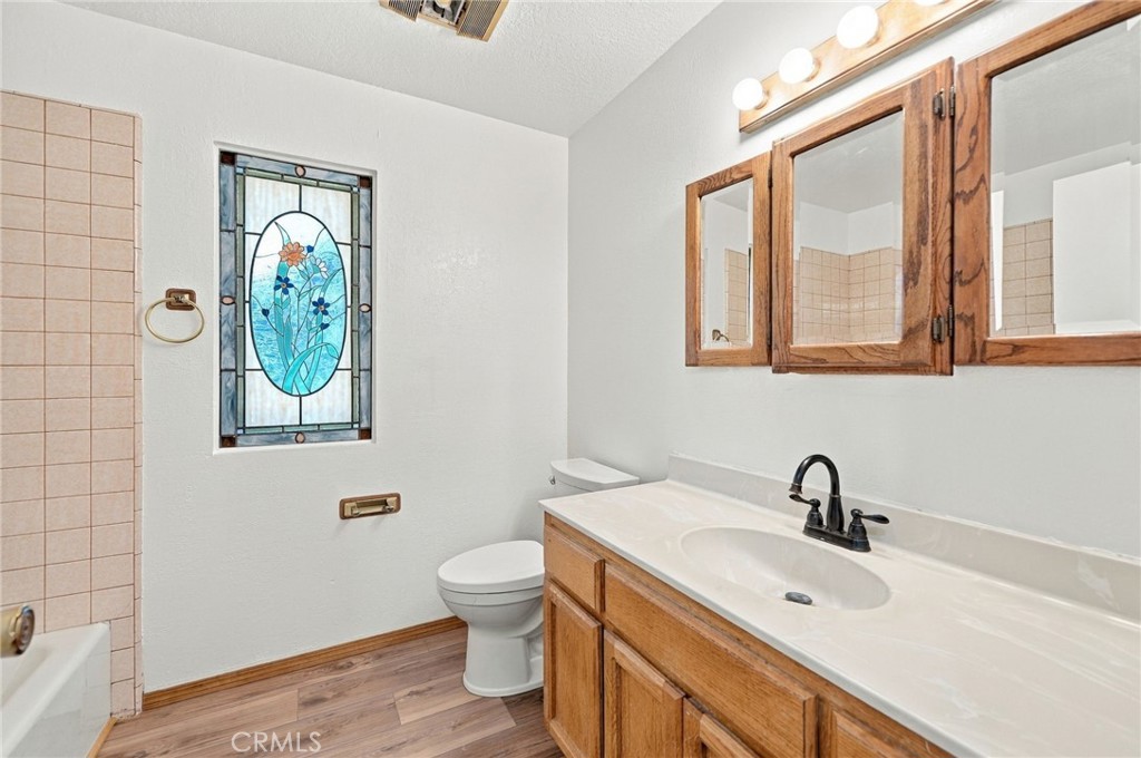 432 E Mountain View Boulevard Property Photo 16