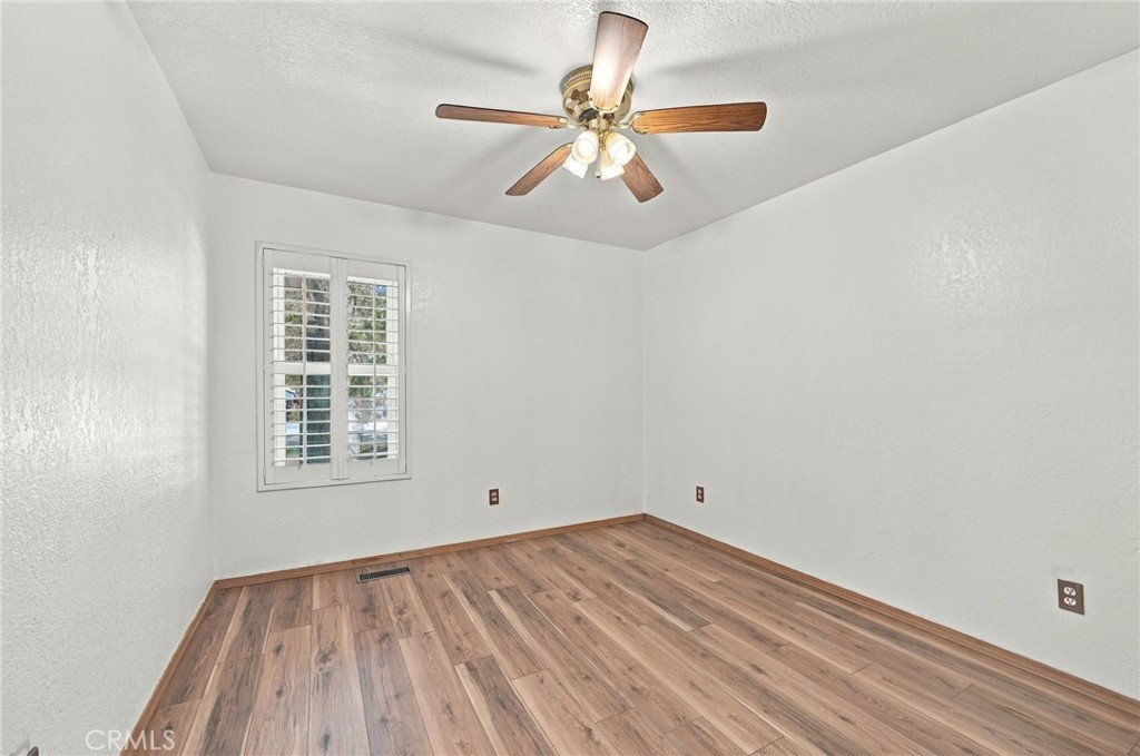 432 E Mountain View Boulevard Property Photo 17