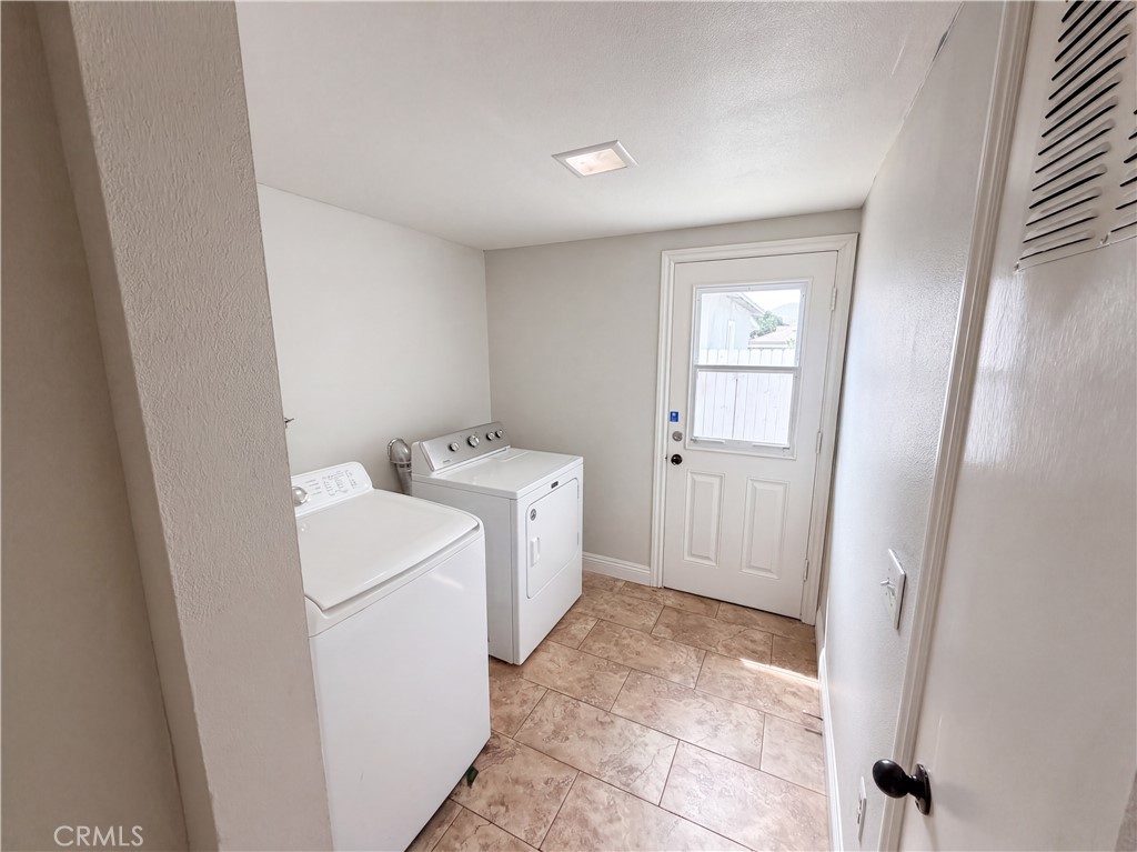 16515 Rosemary Property Photo 9