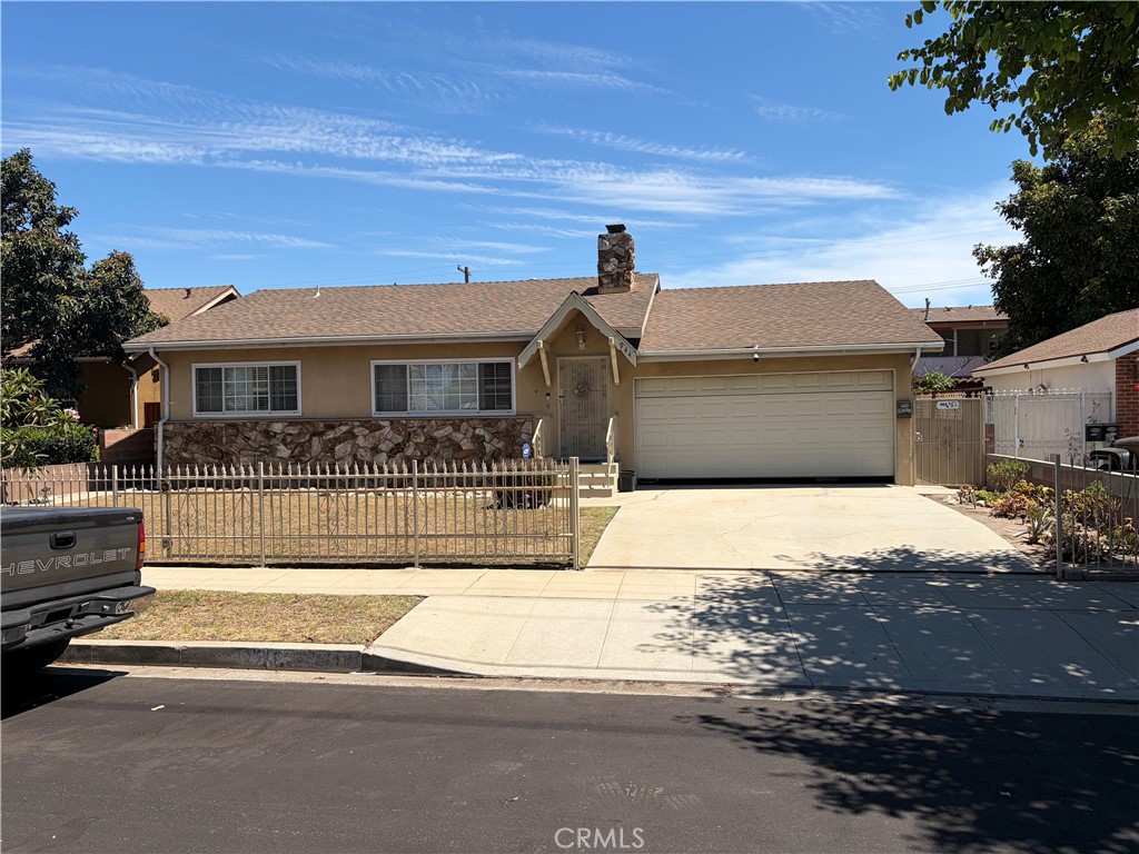 944 Kenwood Property Photo 1
