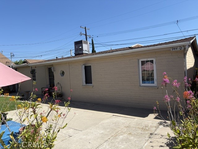 944 Kenwood Property Photo 11