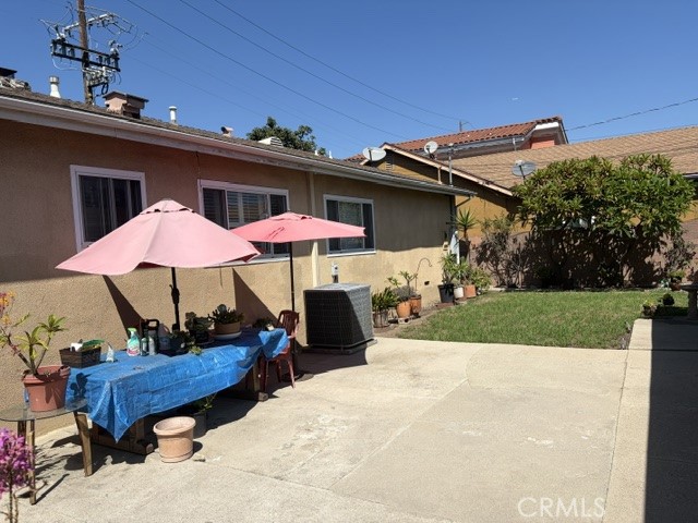 944 Kenwood Property Photo 12