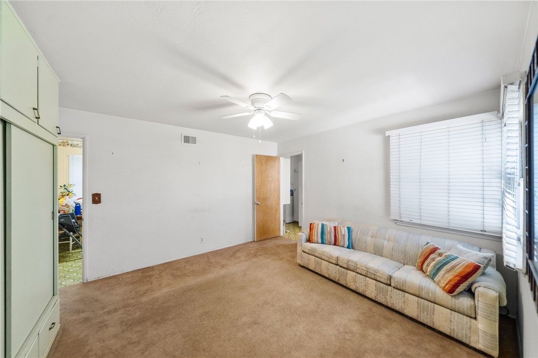 5433 Rochester Street Property Photo 16