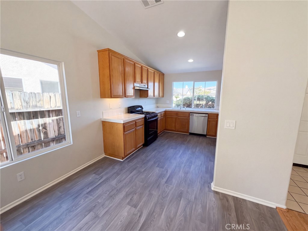 13241 Cameron Property Photo 6