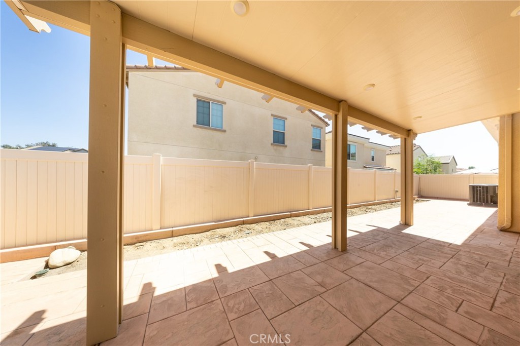 493 N Pinewood Avenue Property Photo 26