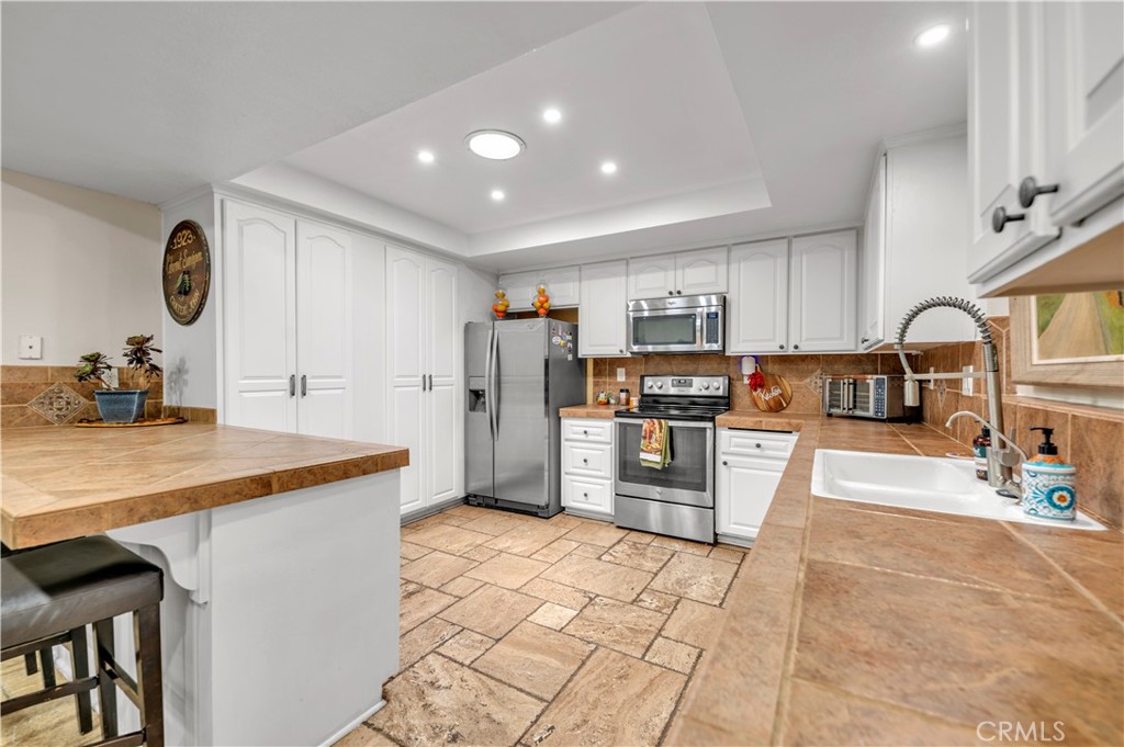22862 Calcutta Property Photo 9