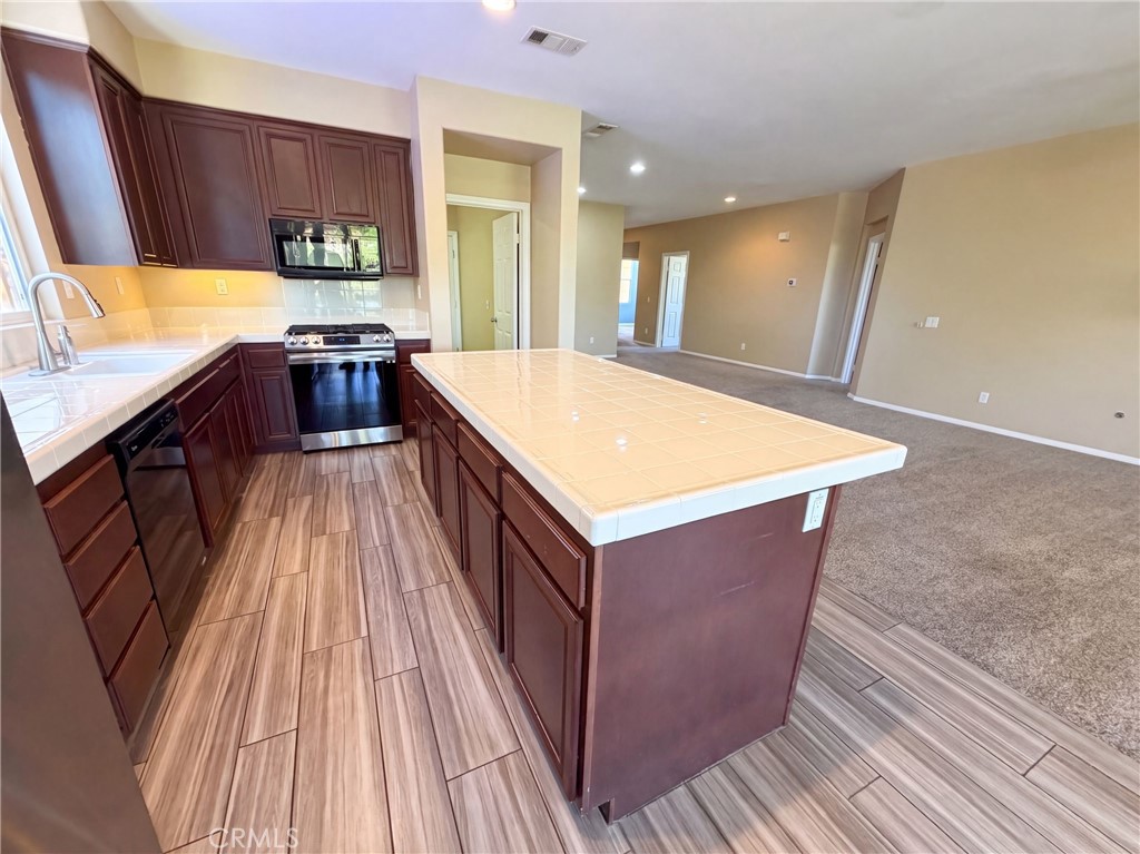 3136 Hibiscus Property Photo 7