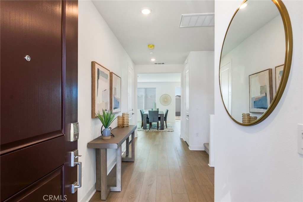 783 Railway Lane Property Photo 2